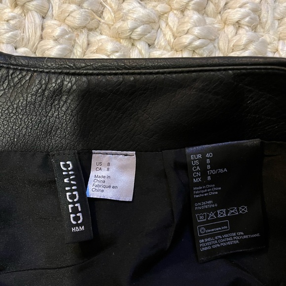 Leather Mini Skirt - Picture 3 of 3